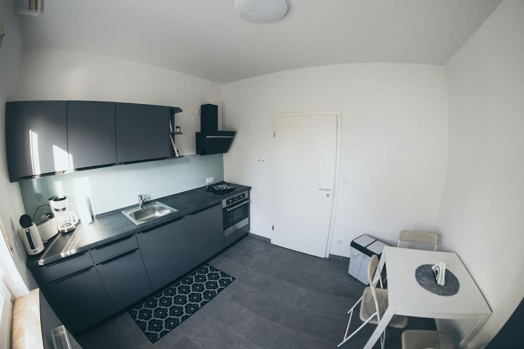 Wunderschoene Neue 3,5 Zimmerwohnung Naehe Kassel Bis 4 Erwachsene 3 Kinder Fuldatal Exteriér fotografie