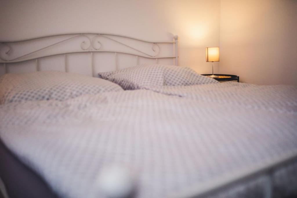 Wunderschoene Neue 3,5 Zimmerwohnung Naehe Kassel Bis 4 Erwachsene 3 Kinder Fuldatal Exteriér fotografie