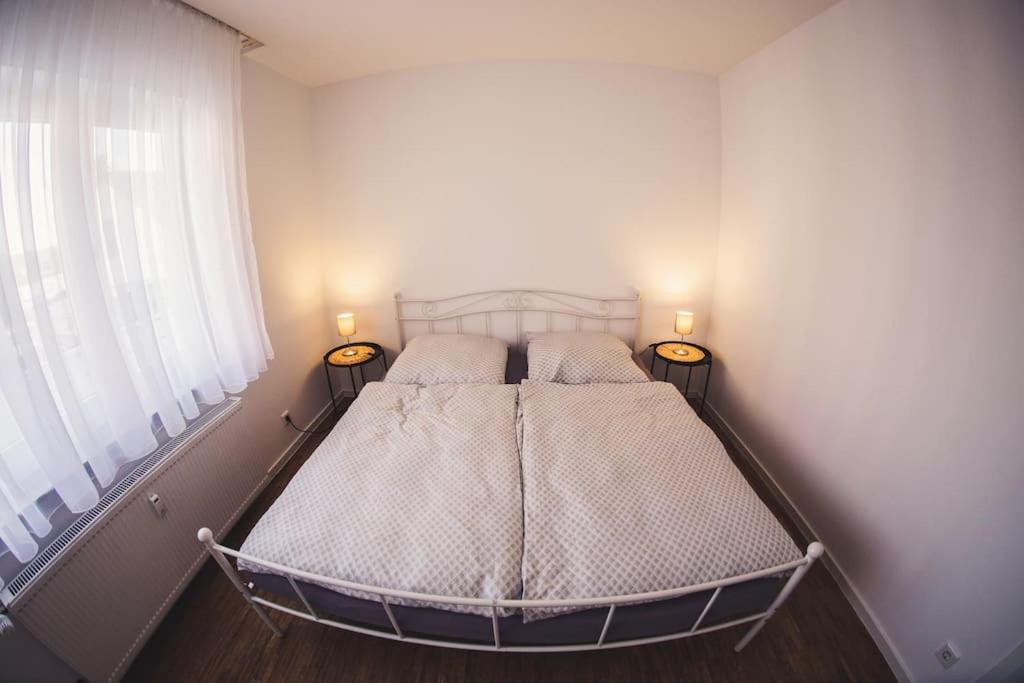 Wunderschoene Neue 3,5 Zimmerwohnung Naehe Kassel Bis 4 Erwachsene 3 Kinder Fuldatal Exteriér fotografie