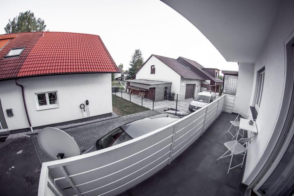 Wunderschoene Neue 3,5 Zimmerwohnung Naehe Kassel Bis 4 Erwachsene 3 Kinder Fuldatal Exteriér fotografie