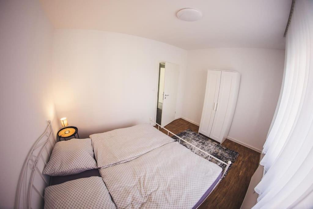 Wunderschoene Neue 3,5 Zimmerwohnung Naehe Kassel Bis 4 Erwachsene 3 Kinder Fuldatal Exteriér fotografie