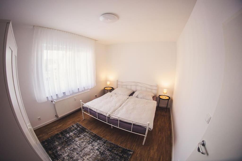 Wunderschoene Neue 3,5 Zimmerwohnung Naehe Kassel Bis 4 Erwachsene 3 Kinder Fuldatal Exteriér fotografie